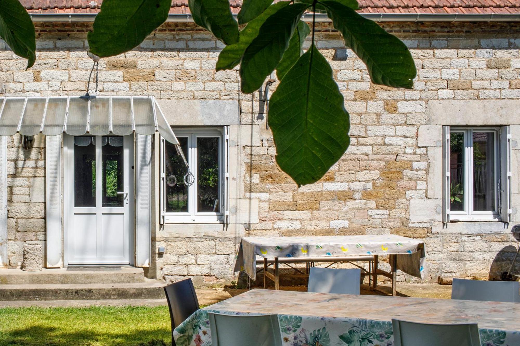 Le Gite De Marinette Villers-Robert Exterior foto